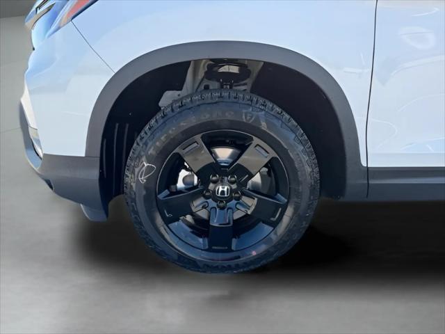 2026 Honda Ridgeline Black Edition Two-Tone