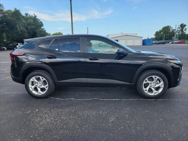 2026 Chevrolet Trax FWD LS