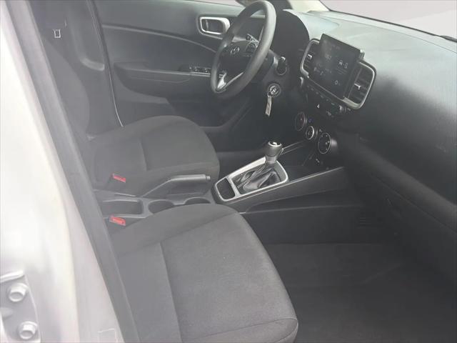 2021 Hyundai Venue SE