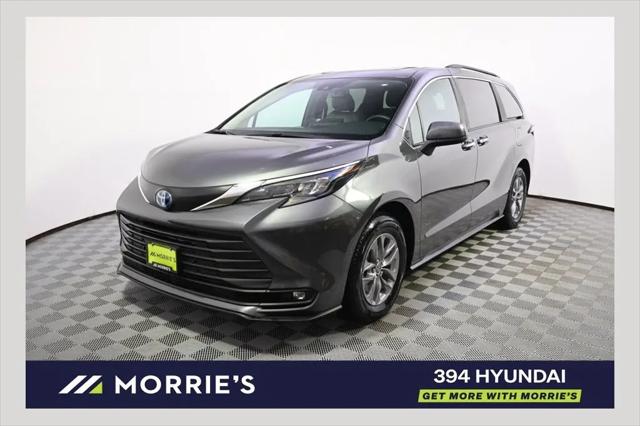 2025 Toyota Sienna XLE for sale in Saint Louis Park, MN