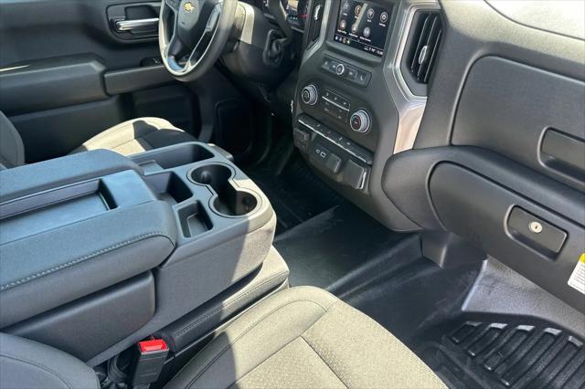 2026 Chevrolet Silverado 2500HD Double Cab, Long Bed, WT, RWD