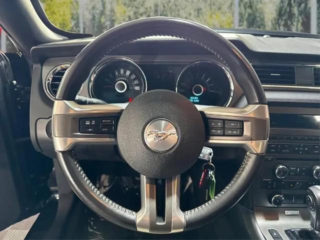 2013 Ford Mustang V6