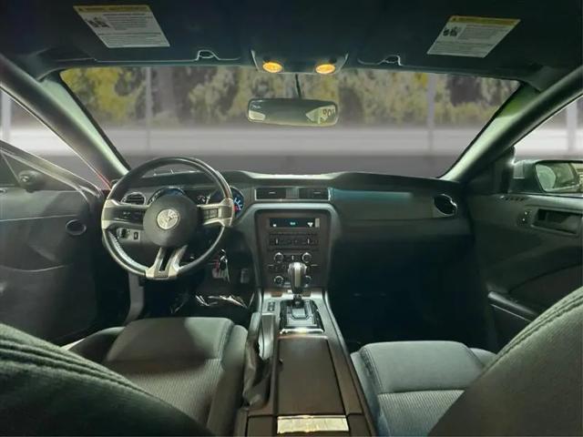 2013 Ford Mustang V6