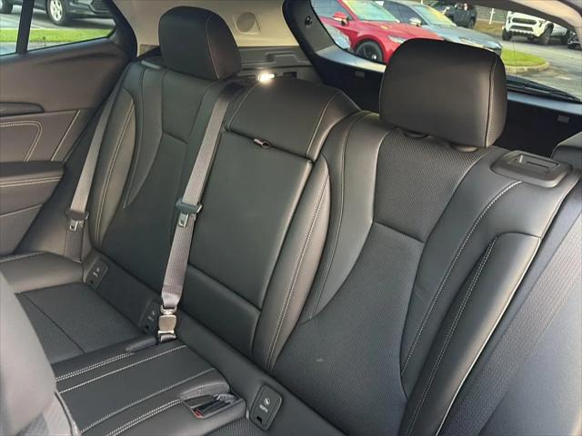 2023 Buick Envision Essence AWD