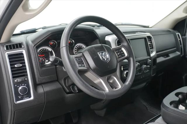 2023 Ram 1500 Classic SLT Crew Cab 4x4 57 Box