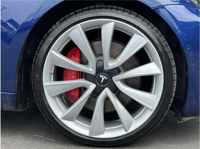 2018 Tesla Model 3 Performance