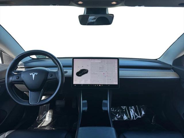 2019 Tesla Model 3 Mid Range