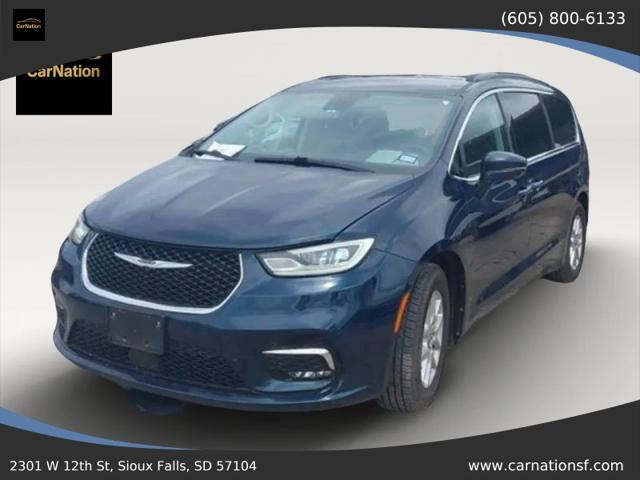2022 Chrysler Pacifica Touring L for sale in Sioux Falls, SD