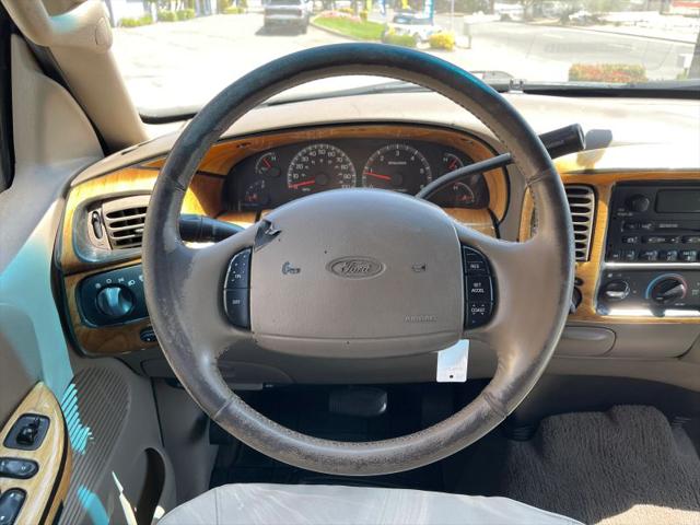 2001 Ford F-150 LARIAT
