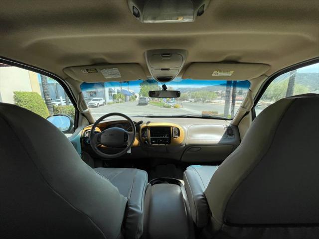 2001 Ford F-150 LARIAT