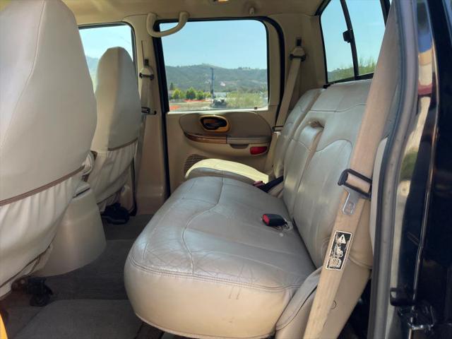 2001 Ford F-150 LARIAT