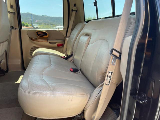 2001 Ford F-150 LARIAT