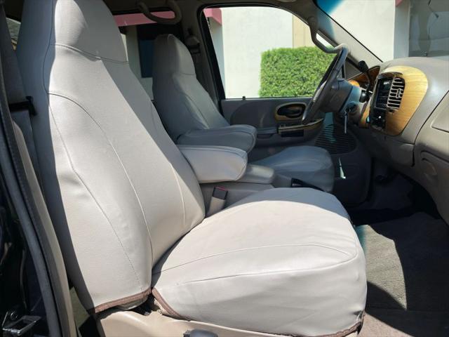 2001 Ford F-150 LARIAT