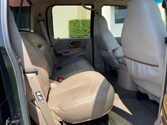 2001 Ford F-150 LARIAT