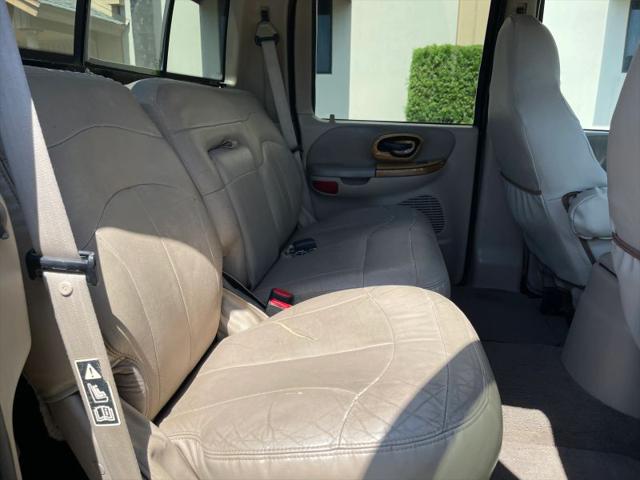 2001 Ford F-150 LARIAT