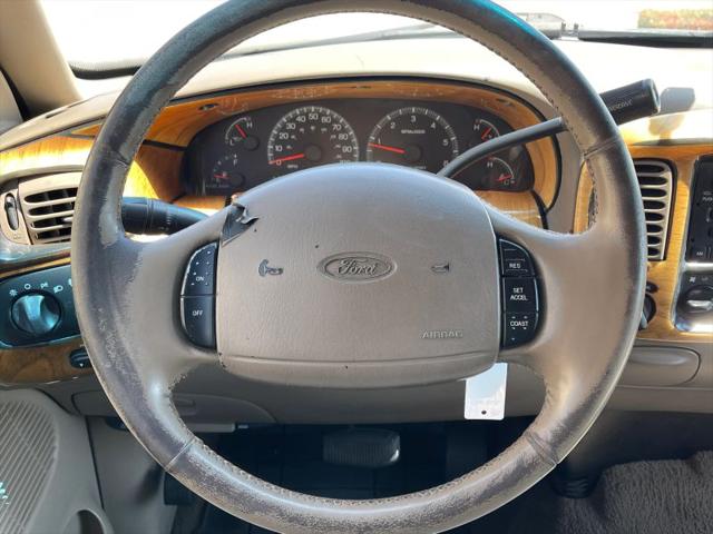 2001 Ford F-150 LARIAT