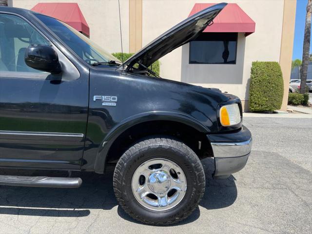 2001 Ford F-150 LARIAT