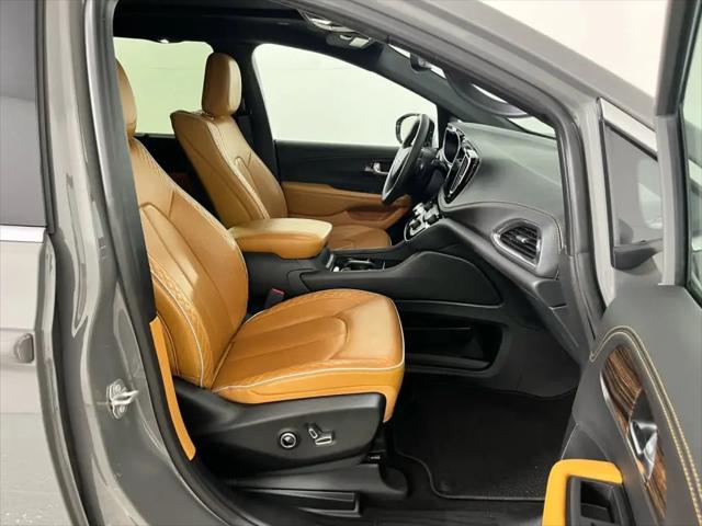 2023 Chrysler Pacifica Pinnacle AWD