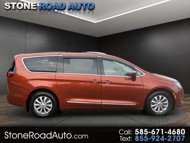 2018 Chrysler Pacifica Touring L Plus for sale in Ontario, NY