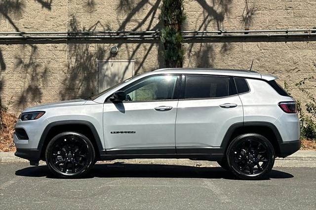 2026 Jeep Compass Latitude Altitude