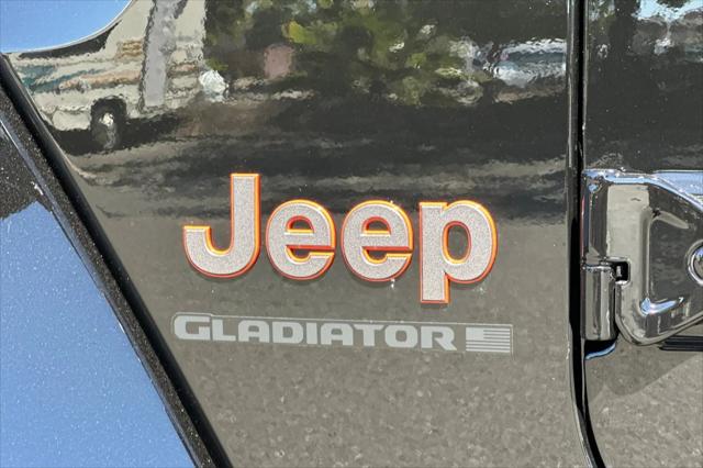 2026 Jeep Gladiator Sport