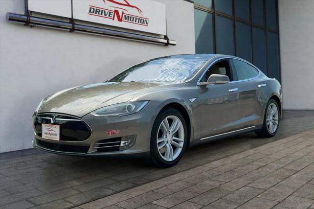 2015 Tesla Model S 85