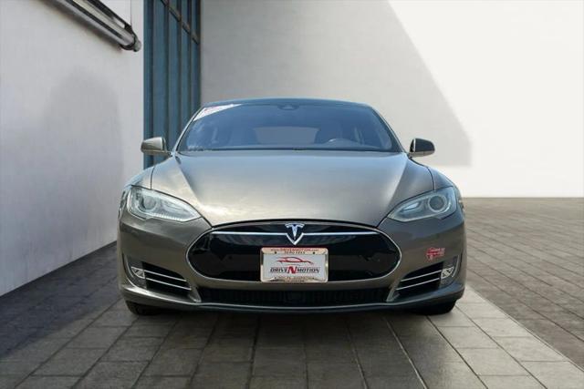 2015 Tesla Model S 85