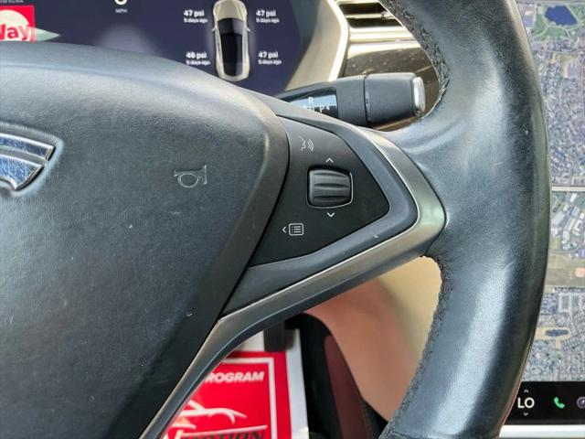 2015 Tesla Model S 85