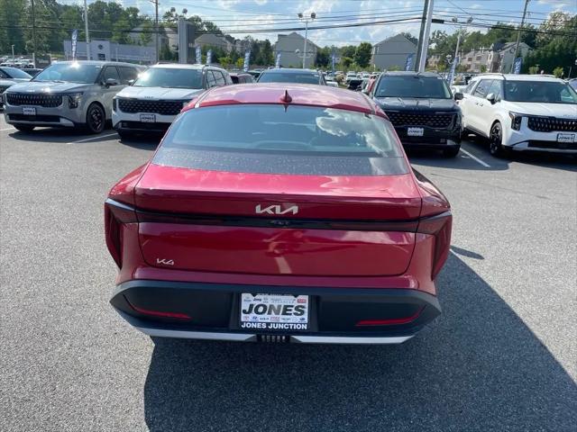 2026 Kia K4 LXS