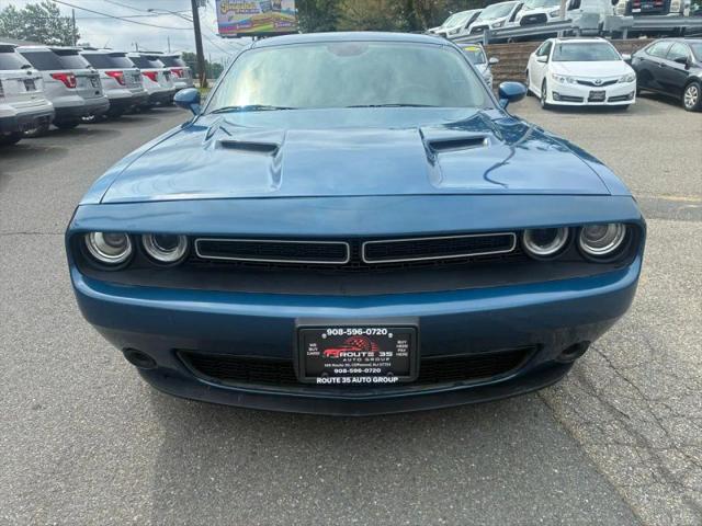 2021 Dodge Challenger SXT