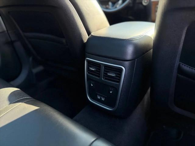 2018 Chrysler 300 300C