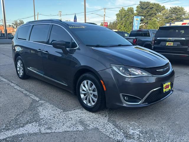 2019 Chrysler Pacifica Touring L