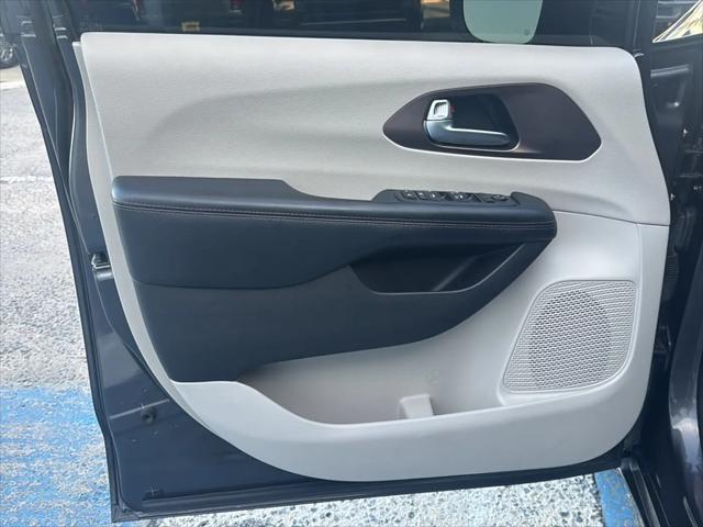 2019 Chrysler Pacifica Touring L