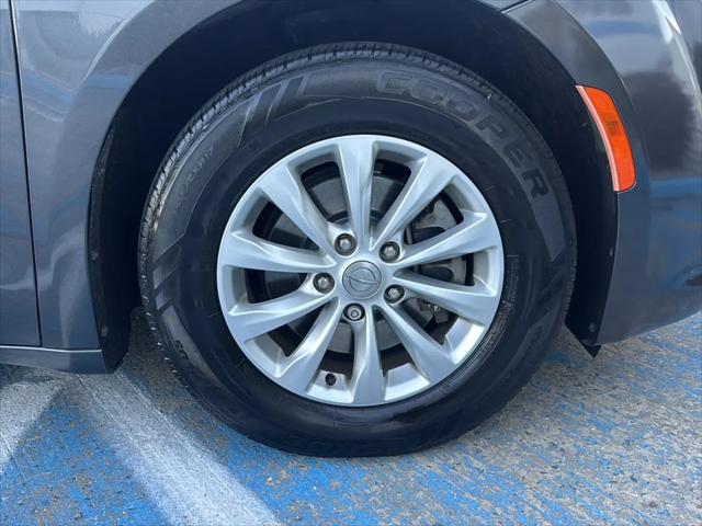 2019 Chrysler Pacifica Touring L