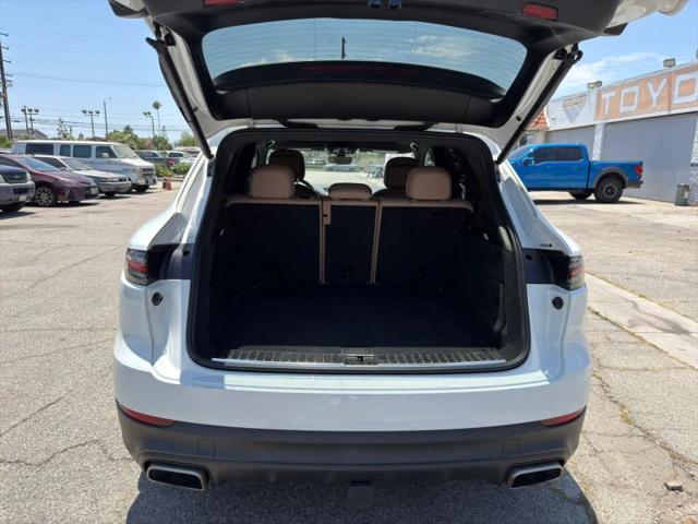 2021 Porsche Cayenne Base
