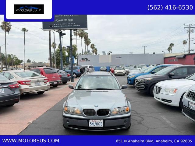 2005 BMW 325iT 325i