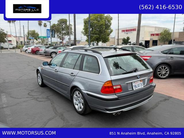 2005 BMW 325iT 325i