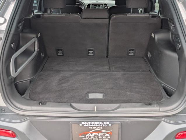 2017 Jeep Cherokee Sport