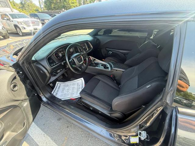 2019 Dodge Challenger SXT