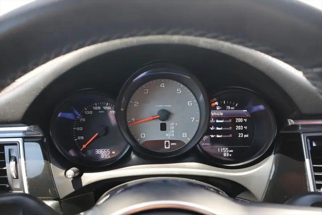 2015 Porsche Macan S
