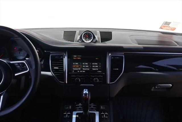 2015 Porsche Macan S