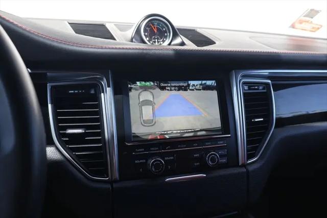 2015 Porsche Macan S