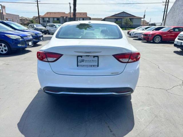 2015 Chrysler 200 Limited