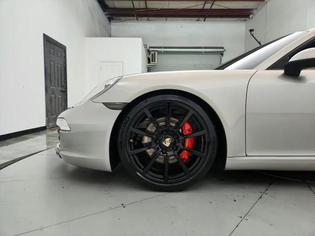 2013 Porsche 911 Carrera 4