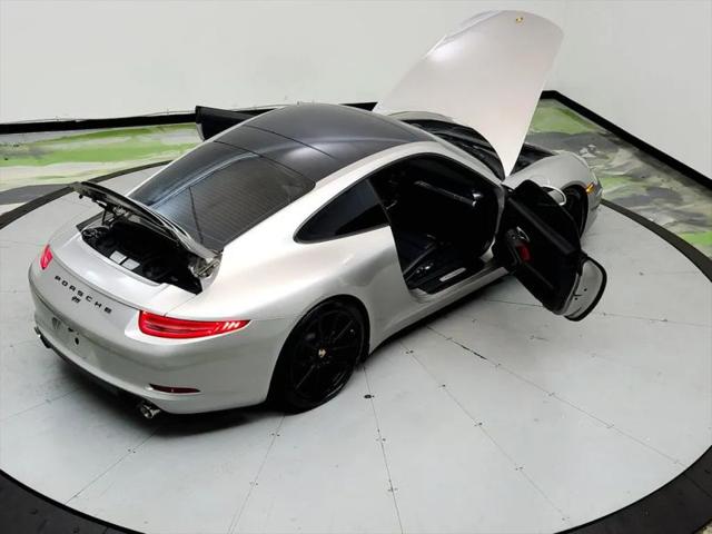 2013 Porsche 911 Carrera 4