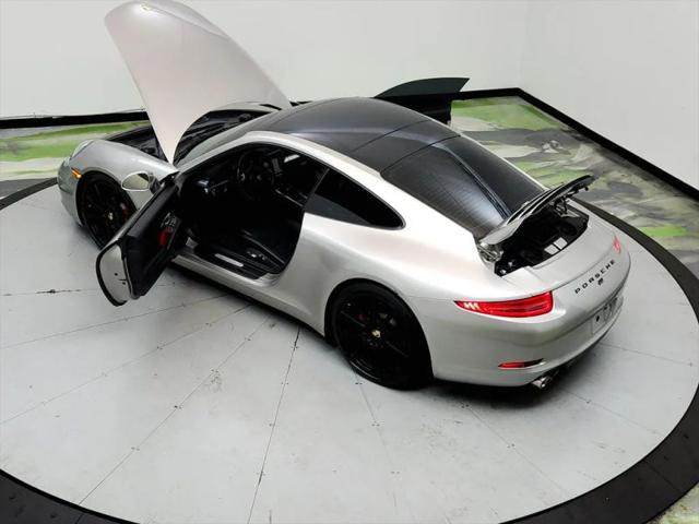2013 Porsche 911 Carrera 4