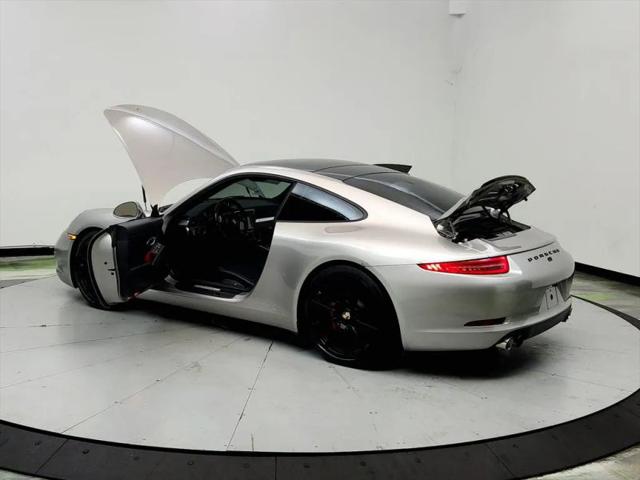 2013 Porsche 911 Carrera 4