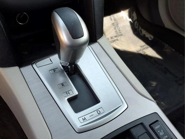 2012 Subaru Outback 2.5i Premium