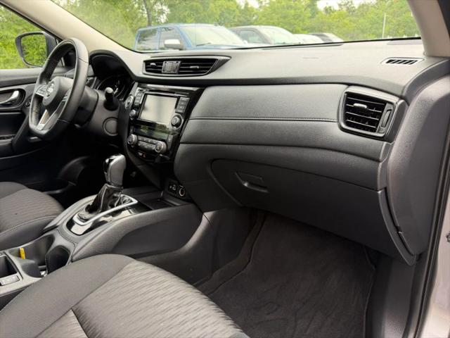 2000 Nissan Rogue SV