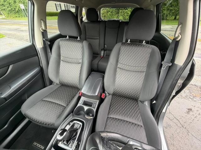 2000 Nissan Rogue SV